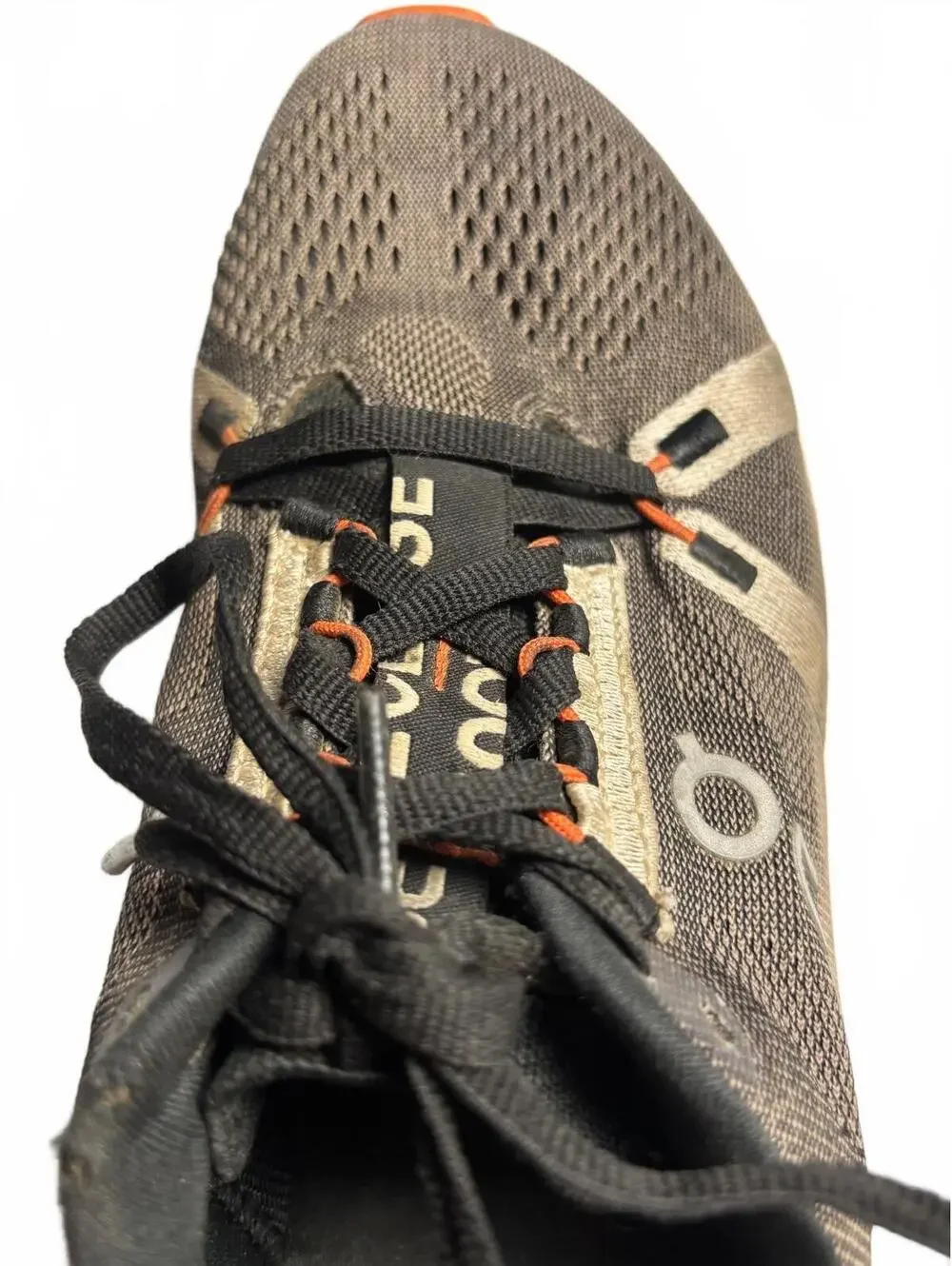 Oncloud womens Running Shoes Size 12 Gray and Kh